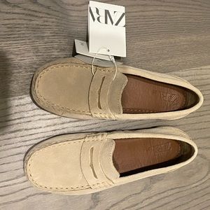 Zara kids Suede Loafer shoes Boys Beige sz12 EU29